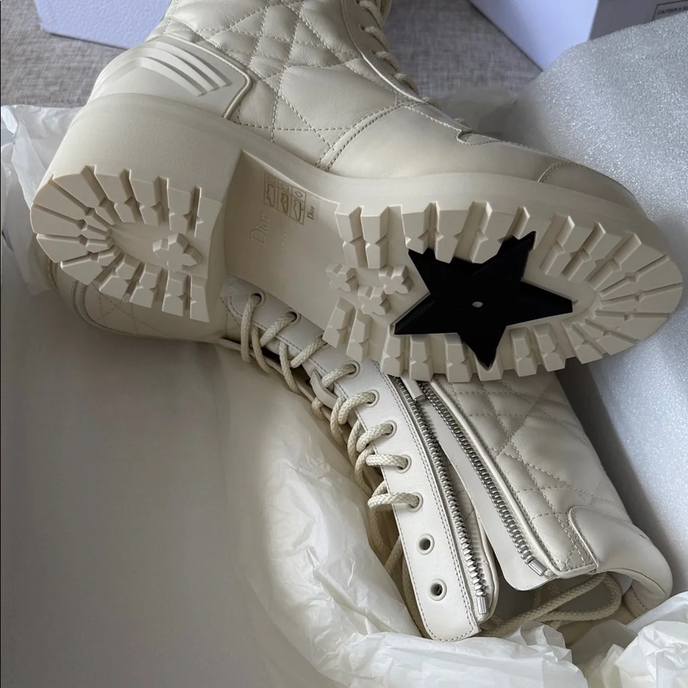 Dior White and Gold Luxury Packaging - Picture 12 of 12